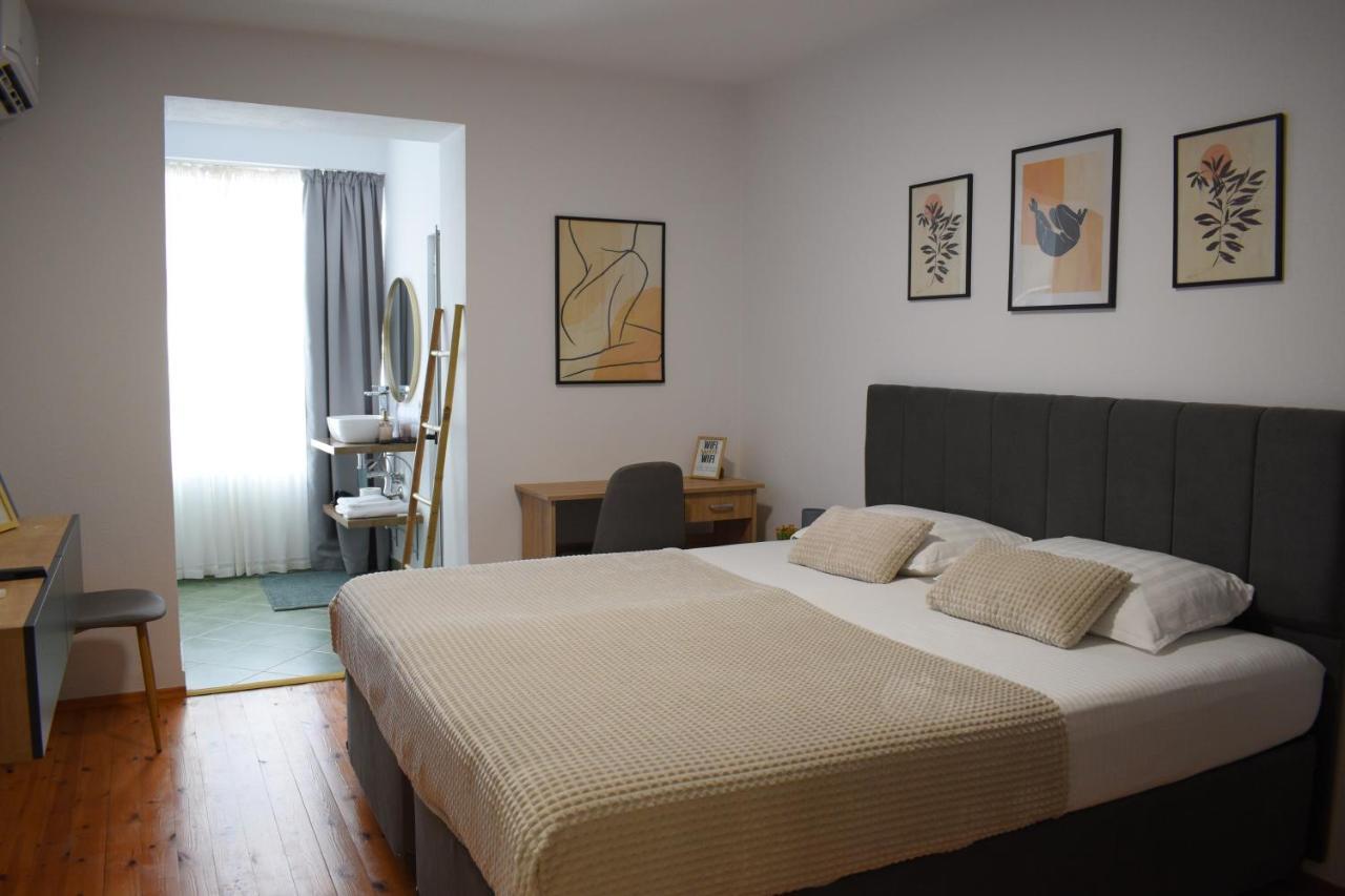 Feels Like Home Studio Apartments - Flh Albania Tirana Exterior photo